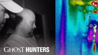 GHOST HUNTERS (Clips) | Thermal Sighting from "Darker Learning" | SYFY