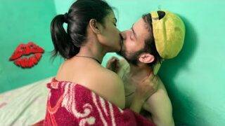 Lip kiss prank on my Girlfriend | girlfriend के साथ करा गपा गप | Twist Prank | Hs prank tv