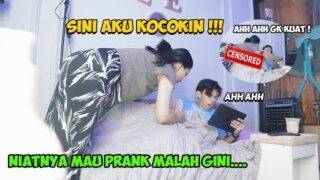 PRANK NG*C0K DI KAMAR PACAR, EH MALAH DIA MINTA W1K W1K DONG 😱😱