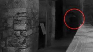 WARNING Scary Moments Caught on Camera | Best Ghost Sightings! (DO NOT WATCH IF EASLY SCARED)