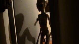 UFO Sightings 9 Foot Alien Grey Abduction! Florida UFO Invasion! 2015 WOW!!