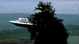 UFO Sightings Massive Flying Saucers Caught On Tape? Over 50 Feet Wide Metallic Disk Update!
