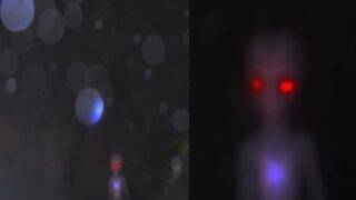 UFO Sightings MUTANT [WITH RED EYES] Alien HYBRID ESCAPES!!? WOMAN Eyewitness 2015!!